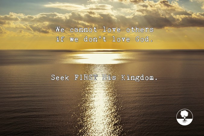 path-of-light-2027220_1920